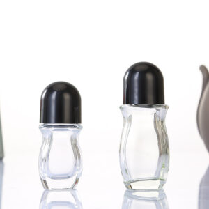 Wholesale Empty Transparent 30ml 50ml Roller Ball Perfume Essential Oil Glass Roll on Bottle Price Included Roller and Lid