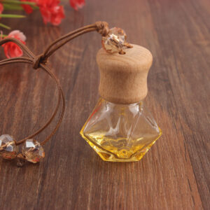 Wholesale Color Diamond Shape Empty Bottle 8ml Perfume Bottle Perfume Bottle Essence Oil Bottle