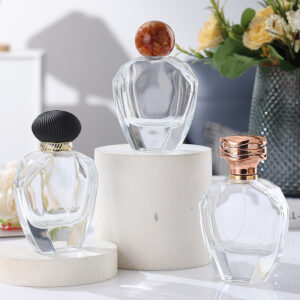 Wholesale 80ml Perfume Glass Bottles Fashion High-End Bayonet Resin Cover Cosmetics Essential Oil Perfume Bottles