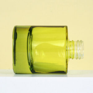 Wholesale Green 30ml Flat Shoulder Thick Bottom Glass Essence Drop Tube Bottle Essence Oil Bottle Emulsion Bottle Pressing Bottle From Stock