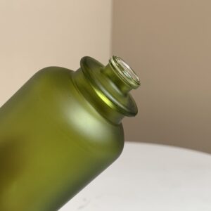 Wholesale 50ml Frosted Cylindrical Glass Perfume Bottle Cosmetic Sub-Bottle Sealed Sub-Bottle